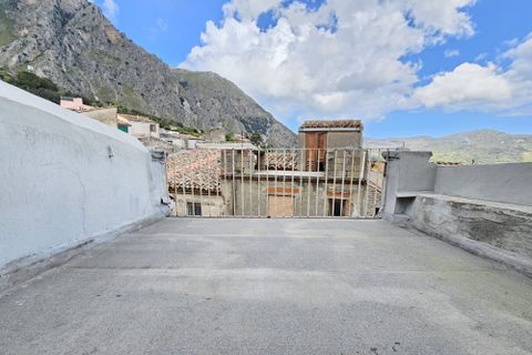 Landsbyhus i Isnello, Palermo, Isnello - € 24.000 | Ref: 10632 - foto 7